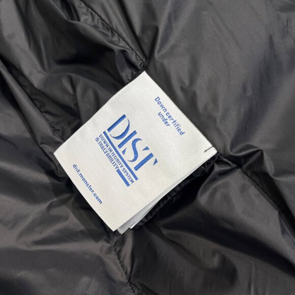 Moncler Black Shiny Puffer Jacket – Authentic, Excellent Condition - Picture 11 of 13